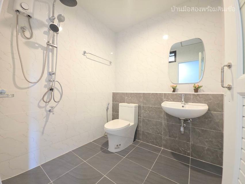 หมู่บ้านรุ่งนภา ร่มเกล้า 16 20