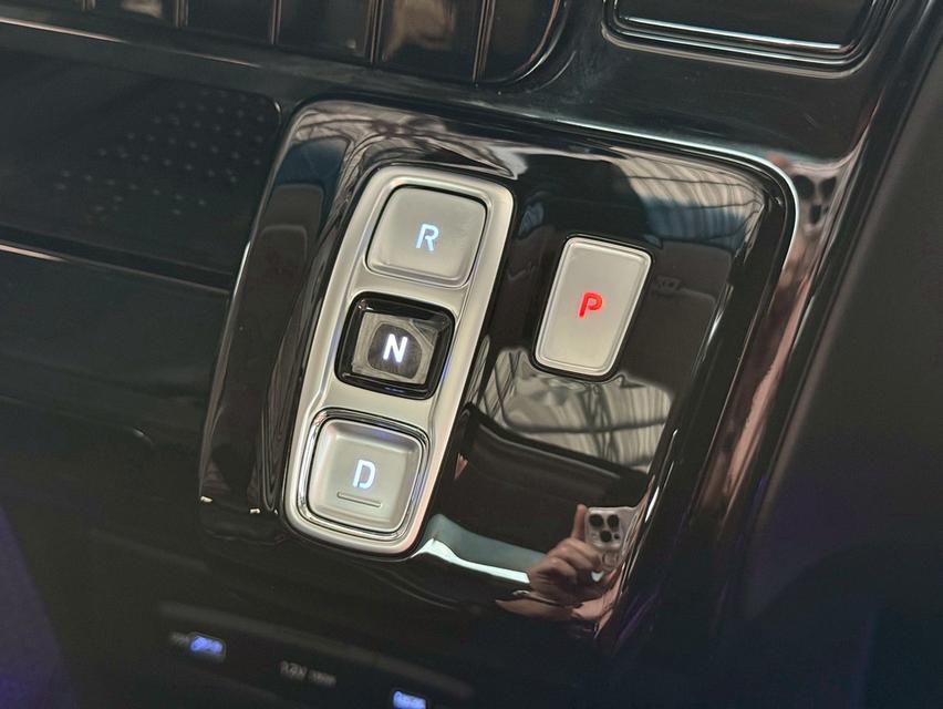 Hyundai Staria 2.2 Premium Sunroof ปี 2023 รุ่นท็อปสุด 19