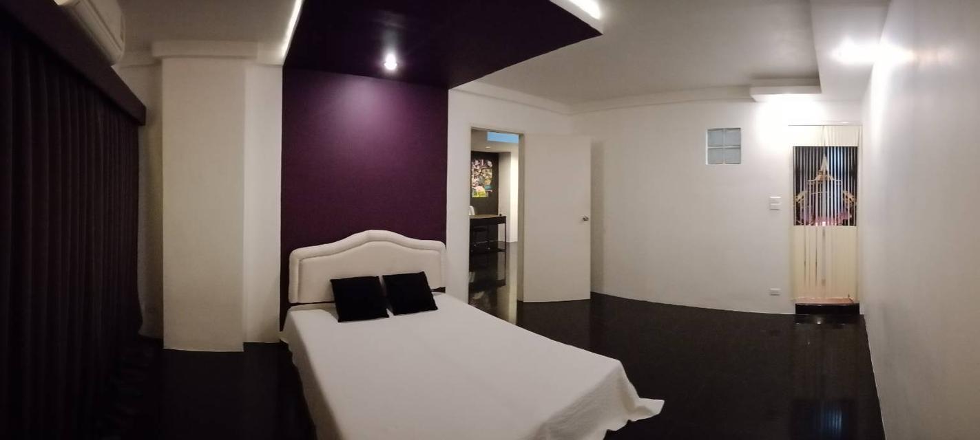 ขายคอนโด ซอยอ่อนนุช 21/1 ถนนสุขุมวิท 77 โครงการบ้านชมดาว (Baan Chom Dao) ห่างจาก BTS อ่อนนุช เพียง 1.62 กิโลเมตร  คอนโดกว้างเปิดโล่ง ลมเย็นทั้งวันเลย 7