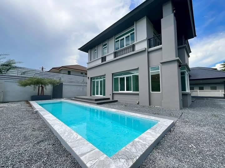 -ขายบ้านเดี่ยว 2 ชั้น พร้อมสระว่ายน้ำ🏊🏻‍♂️ หน้าบ้านทิศเหนือ พระราม2  4 ห้องนอน 5 ห้องน้ำ  ขนาดพื้นที่ : 230.7 ตารางวา 17