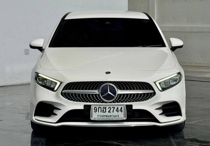 2019 Mercedes-Benz A-class, A200 Amg Dynamic 1