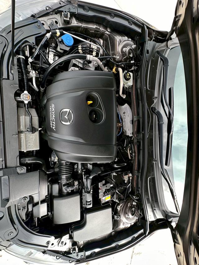 รหัสรถ PAT6031 Mazda 3 2.0 S Sport Hatchback สีเทาดำ ปี 2017 12