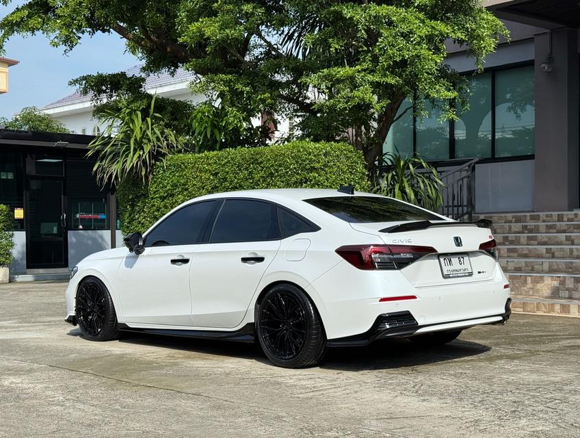 2024 HONDA CIVIC EHEV RS รถมือเดียว 30,000 กม สภาพป้ายแดง ของแต่งเพียบ รถสภาพป้ายแดง ไม่เคยมีอุบัติเหตุครับ 6