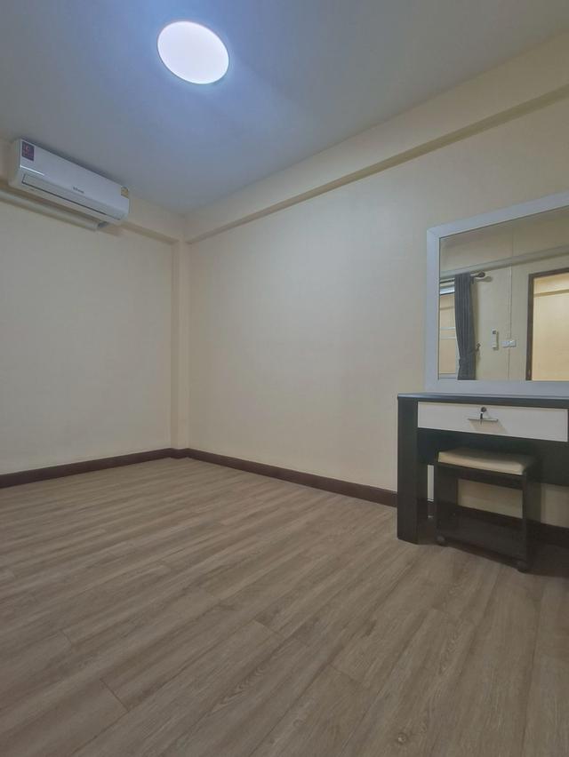คอนโดถนนนวมินทร์ รามอินทรา นวลจันทร์  SW. condominium. สนใจโทร.​0853186868​คุณวา. 11