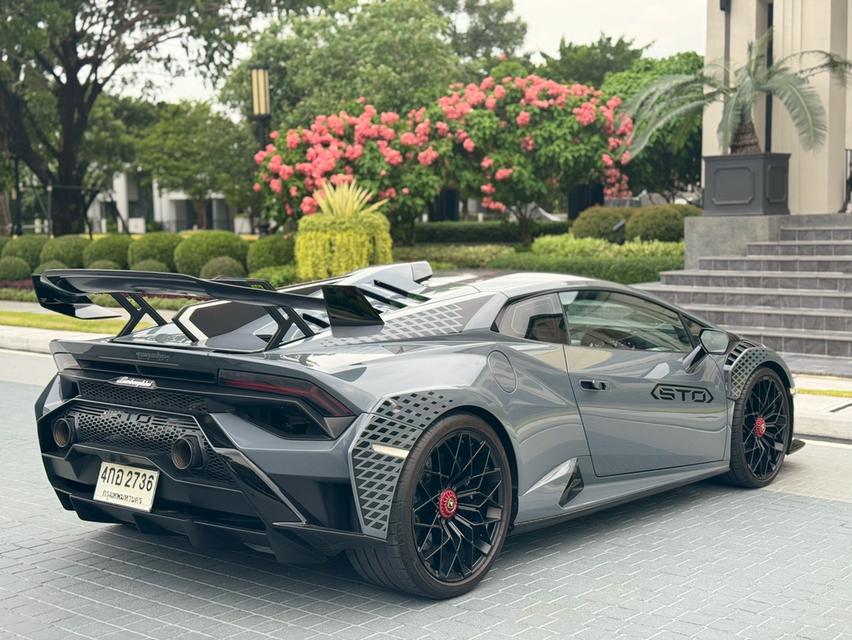 Lamborghini Huracan STO ปี 2022 7