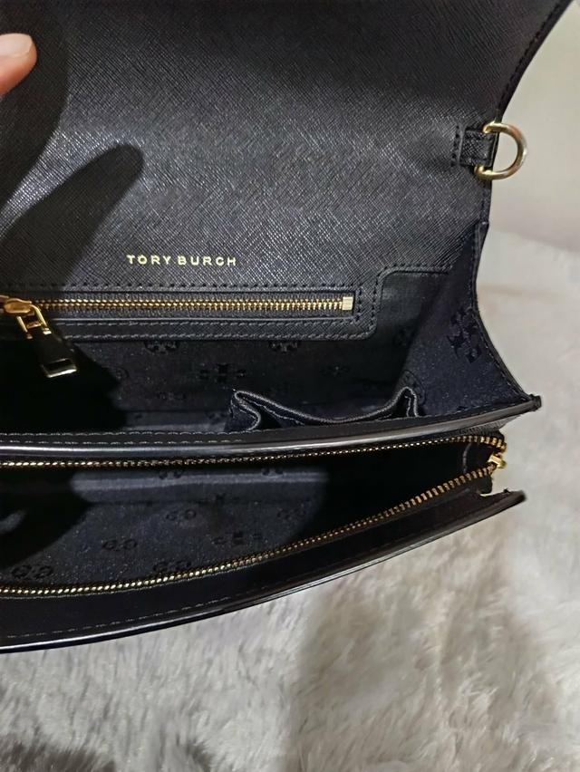 กระเป๋า Used Tory หนังซาฟิโนสีดำ สายครอสถอดได้ ปรับได้ ใส่มือถือได้ สวย 9x3x6 นิ้ว รูปที่ 4