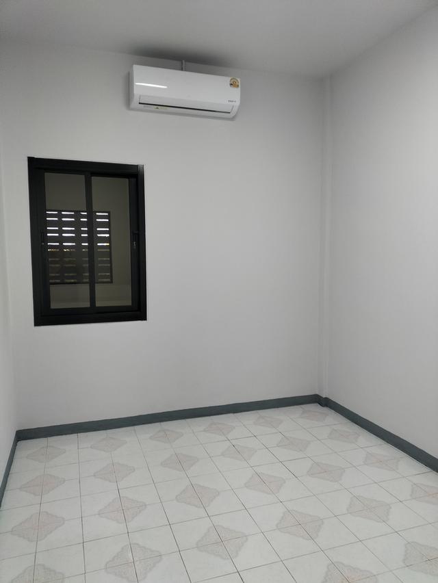 บ้านทาวน์เฮ้าส์2ห้องนอน1ห้องน้ำ 8