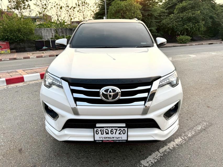 toyota fortuner 2.8 trd ปี 2018 2