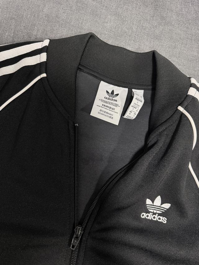 เสื้อ Jacket Adidas สีดำมือสองใส่น้อยครั้งสภาพสวยไม่มีตำหนิ 2