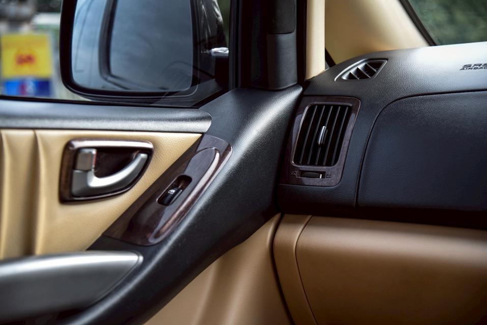 รหัสรถ CBL8124 HYUNDAI H-1 Deluxe AT 2016 19