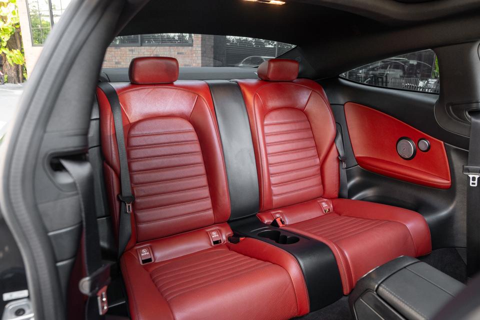 “Mercedes-Benz C200 Coupe AMG Dynamic” ปี 2019 6