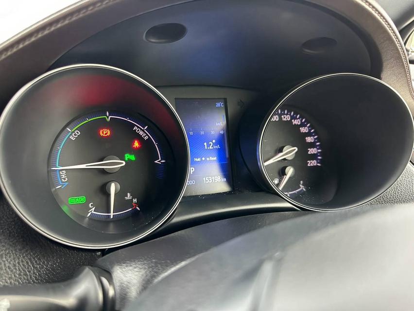 #TOYOTA #CHR 1.8 MID ปี 2019 🚘✨ รถสวย ดูแลดี ประวัติการดูแลครบ ✨📌 ไมล์ 150,000 กม.🔋 แบตเตอรี่ไฮบริด รับประกัน 10 ปี ไม่จำกัดระยะทาง รูปที่ 17