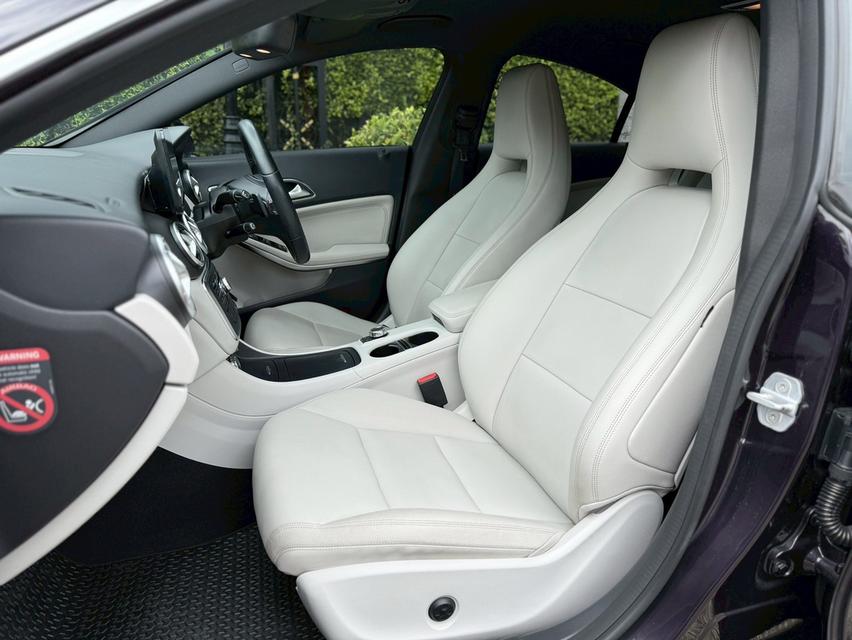 รหัสรถ PJP7991 2015 MERCEDES-BENZ CLA180 1.6 Urban (สีม่วง) 5