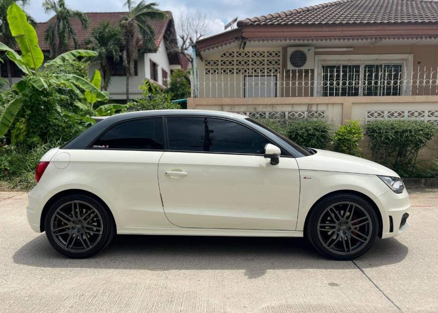 Audi A1 1.4 ปี 2011 สีขาวสภาพใหม่มาก