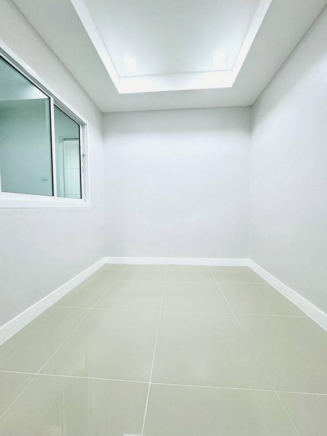 หมู่บ้านรัตนาธิเบศร์ 15