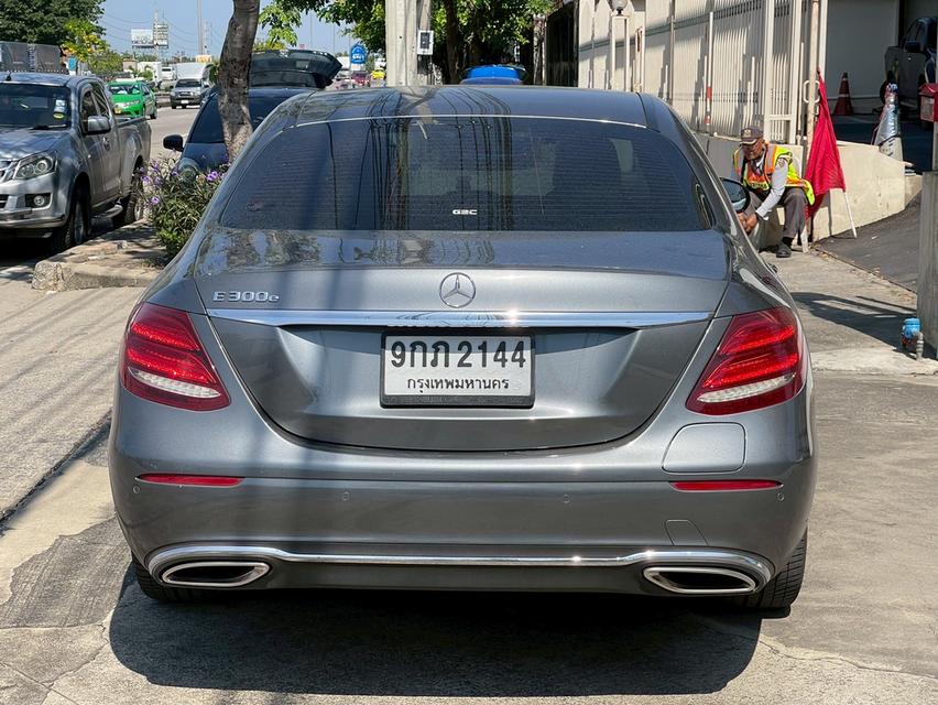 รหัสรถ PJP2144 2020 BENZ E300e Avantgarde 6