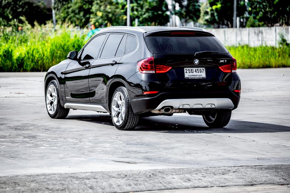 Bmw X1 Sdrive18i XLine ปี 2014 สีดำ  8