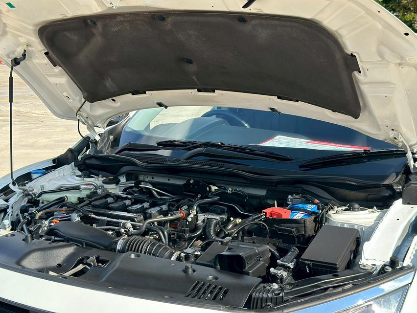 รหัสรถ PAT9221 Honda Civic FC 1.5Turbo สีขาว ปี2019 14