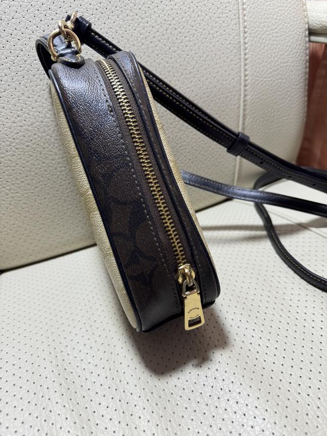 มือสองสภาพดี Coach Eva Phone Closs body CB852  7