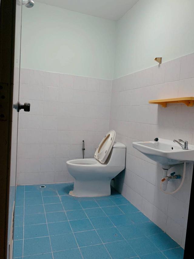 ขายบ้านด่วน🔥 🚀 หมู่บ้านนฤมล วิลล่า3 คลอง9🏡 ทาวน์เฮ้าส์ 2ชั้น 2ห้องนอน 2ห้องน้ำ เนื้อที่ 18.5 ตรว.  ราคา 890,000 บาท 6
