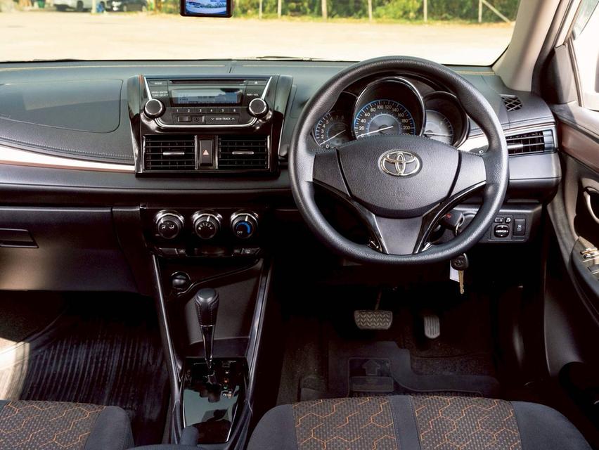 ขาย Toyota Vios 1.5E ปี18 10