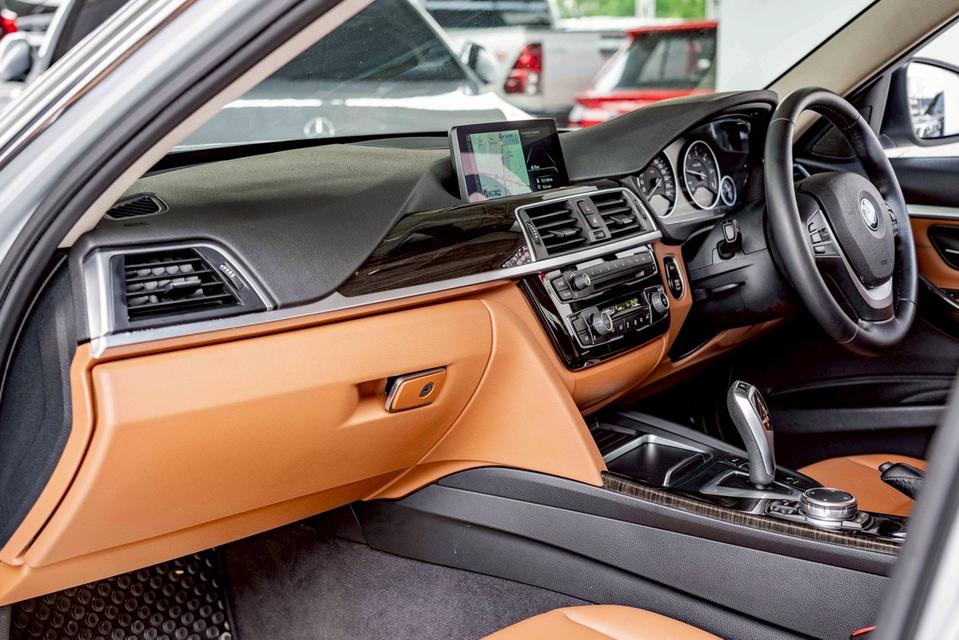 รหัสรถ NP7100 BMW 320d LUXURY 2017  13