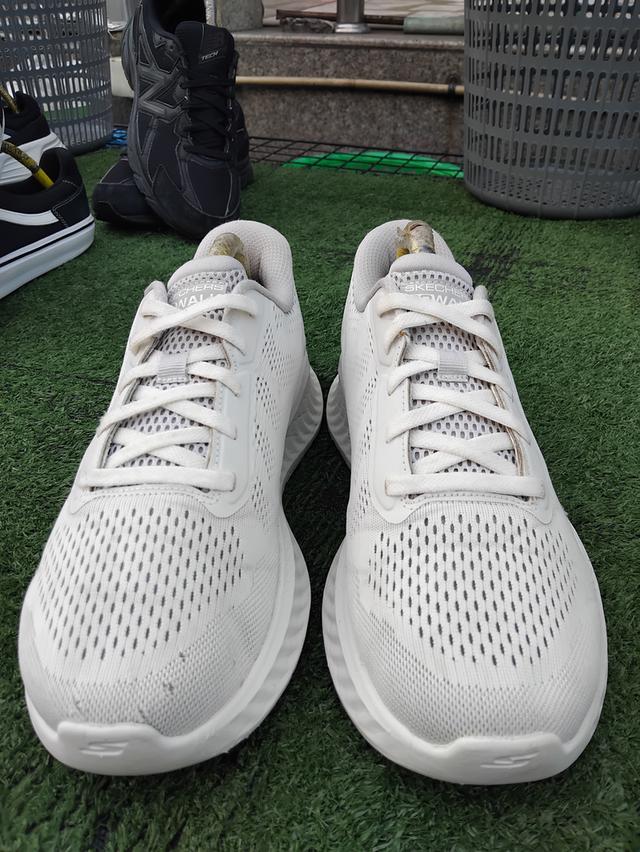 SKECHERS SLIP-ON GO WALK EUR 43/27.5สภาพดีไม่ซ่อม450ค่าส่ง50 รูปที่ 2