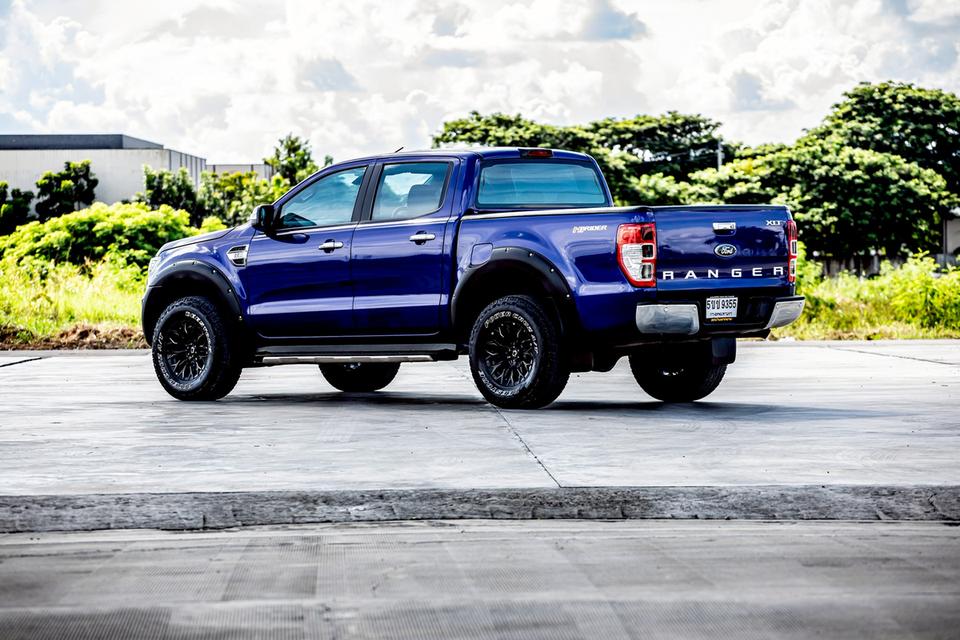 Ford Ranger 2.2 XLT Hi-Lander Double Cab ปี 2015 สีน้ำเงิน  9