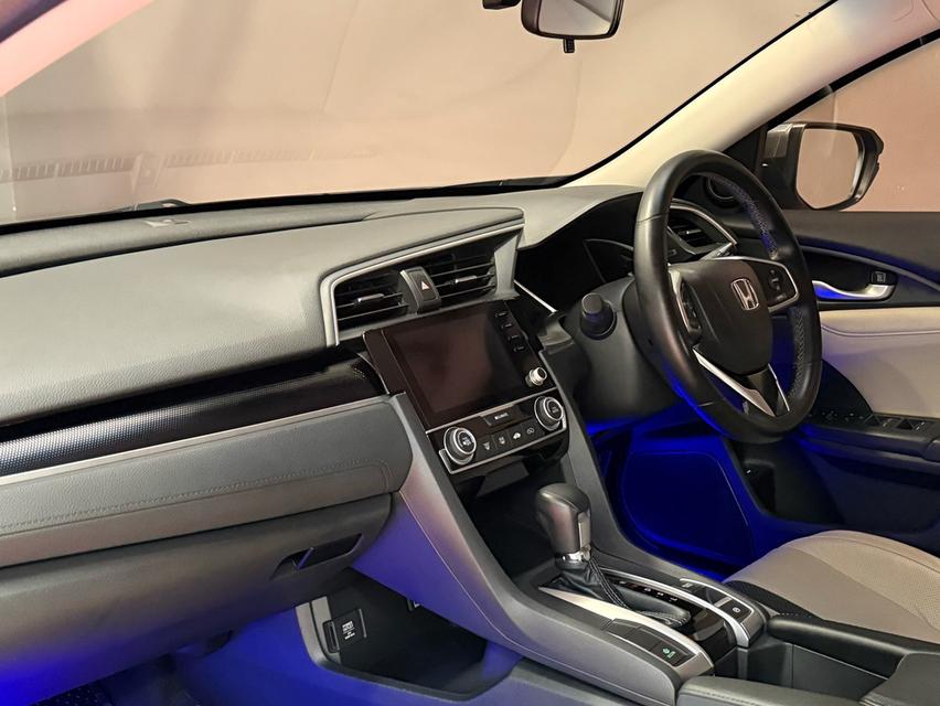 2020 HONDA CIVIC FC 1.8 EL MINORCHANGE รถมือเดียวออกป้ายแดง รถวิ่งน้อย เข้าศูนย์ทุกระยะครับ 11