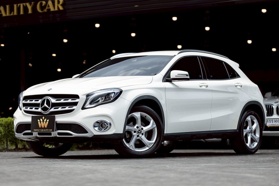 รหัสรถ TPV53 🎊 Mercedes Benz GLA200  🎊 2017