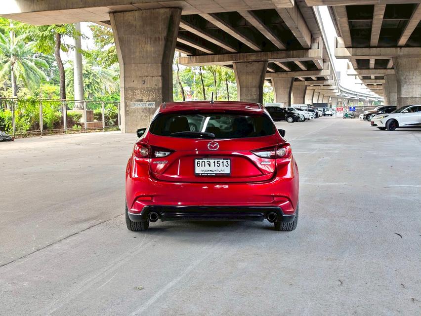 ขายรถ mazda3 2.0C Sport  ปี 2017 สีแดง เกียร์ออโต้