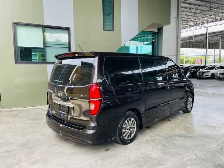 รีบขาย HYUNDAI H-1 2