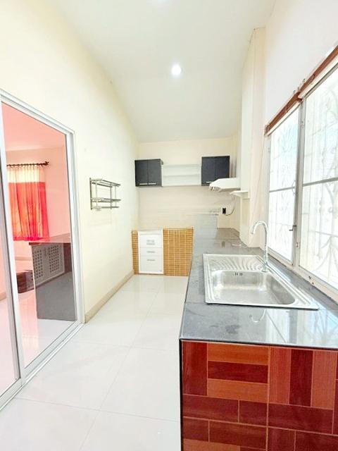 ปราจีนบุรี นิคมอุตสาหกรรม 304 เปิดซิง! ศรีมหาโพธิ ปราจีนบุรี 1 กม. ให้เช่าบ้านเดี่ยว 2นอน 2น้ำ ซีเจ ตลาดโป่งไผ่ 1.2 กม. 6