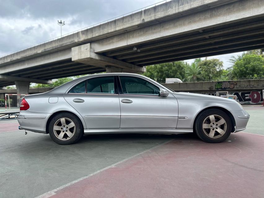 ขายรถ Benz E240 W211 ปี 2003 สีเทา เกียร์ออโต้ 9