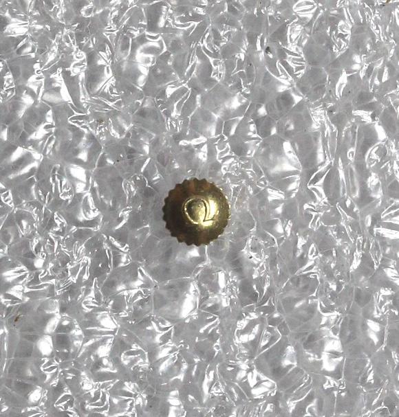 เม็ดมะยม omega สีทอง 2.5x3 mm.