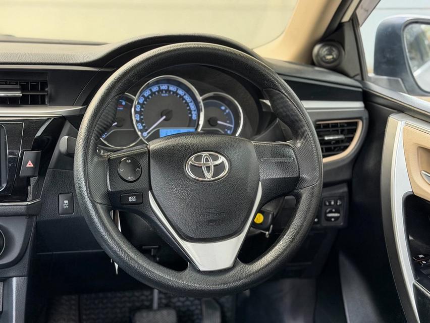 (แจ้งรหัสรถ AVA6830) 🍊 Toyota Corolla Altis 1.8 E 2016 รูปที่ 8