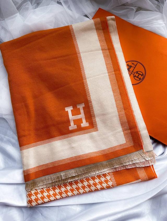 ผ้าคลุมไหล่Hermes 8