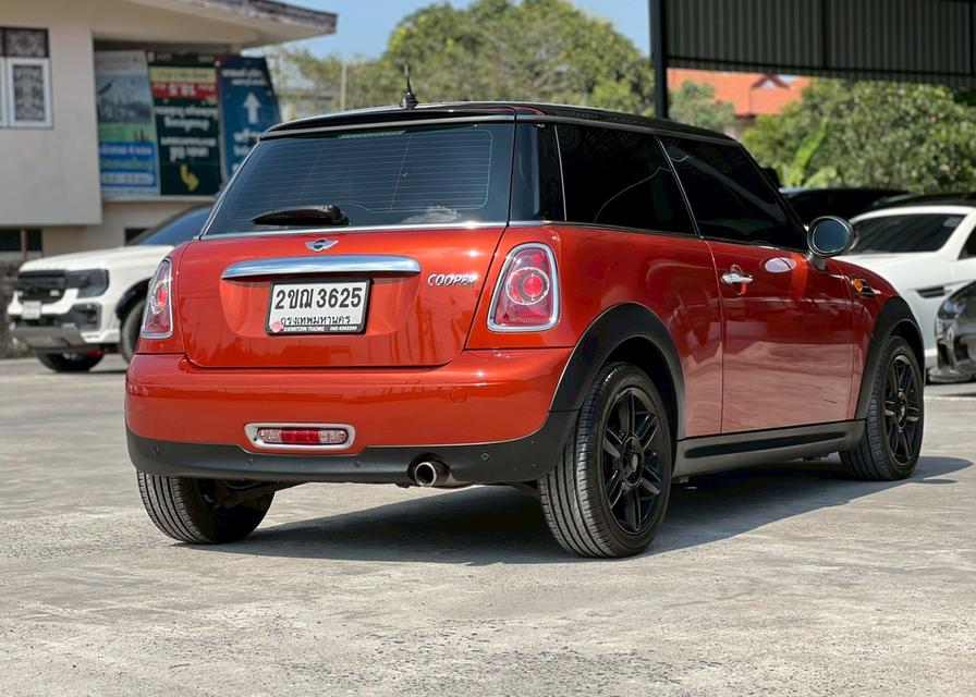 ปี 2011 MlNl COOPER 1.6 R56 Look 2 Hatchbackสีส้ม-ดำ เกียร์ออโต้ เบนซินล้วน รูปที่ 8