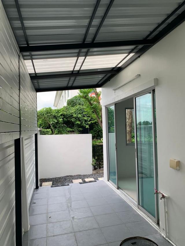#🏡 ขายทาวน์เฮาส์ 2 ชั้น หลังมุม รีโนเวทใหม่ทั้งหลัง 📍 หมู่บ้านเดอะคอนเน็ค 22 (มีนบุรี-รามอินทรา) 8