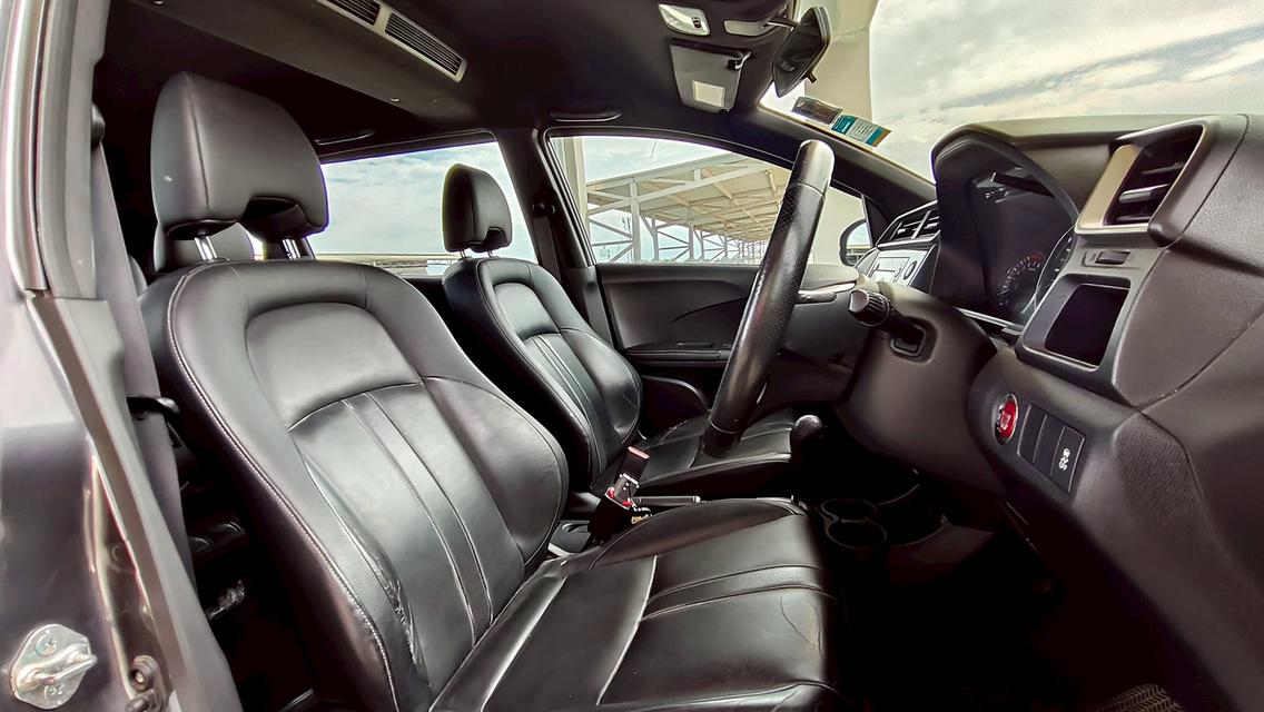 HONDA BR-V 7 ที่นั่ง  1.5SV TOP CVT ปี 2016 9