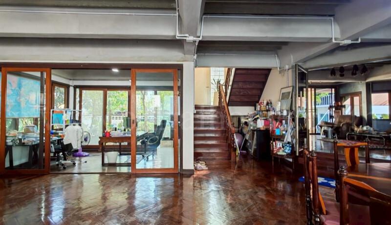 บ้านเดี่ยว พร้อมที่ดิน 232 ตร.วา ซอย ลาดพร้าว 107 ใกล้มหาวิทยาลัยรัตนบัณฑิต 12