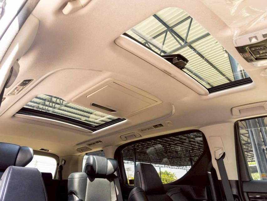 Toyota Vellfire 2.5Z G Edition ปี 2018 เจ้าของเดียว รถสวย เดิม ไม่มีประวัติชน เล่มพร้อมโอน 17