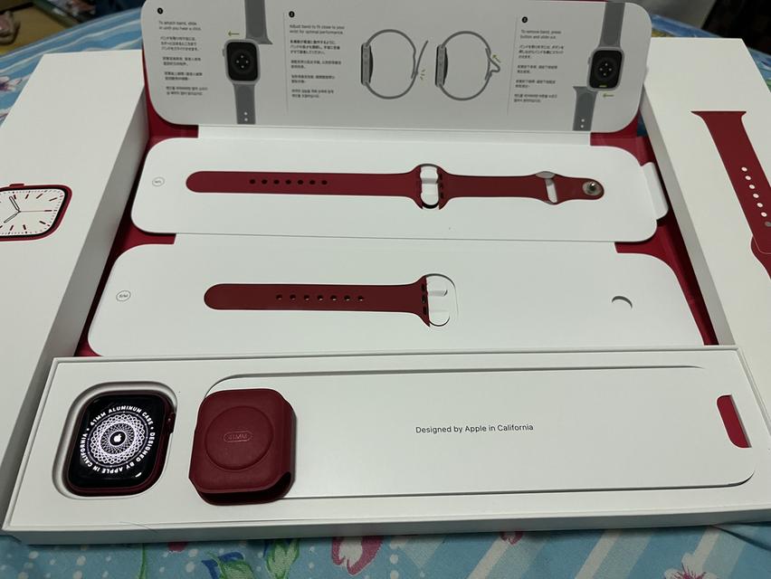 Apple Watch Series 7 41 mm Red Aluminum Case Red Sport Band GPS 2