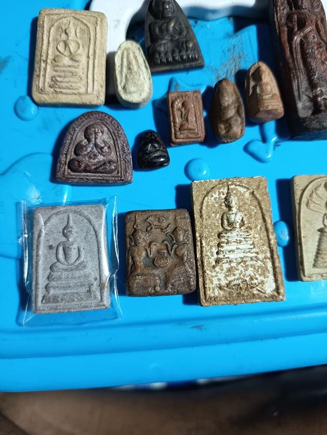 พระบ้านๆขายเหมาครับเลิกสะสม รูปที่ 3