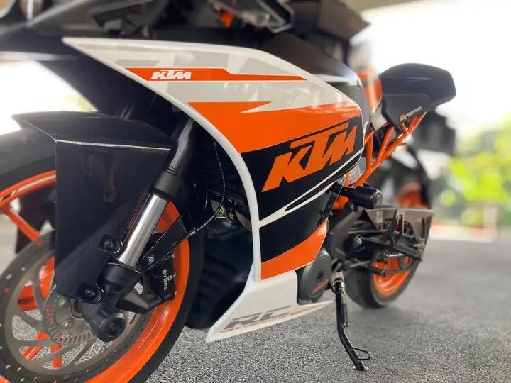 ส่งต่อ  KTM RC 3