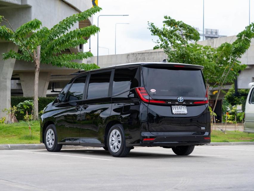 ขายToyota Noah 1.8Hybrid ปี24 3