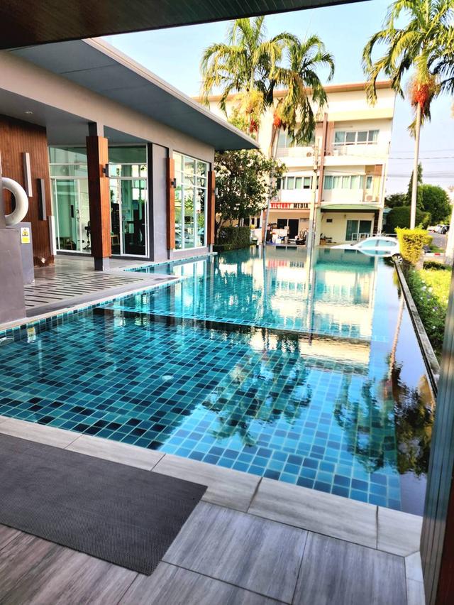 ทาวน์โฮมวัชรพล 3ชั้น หลังมุม หมู่บ้านเดอะริคโค้ ทาวน์ วัชรพล ถนนร่วมมิตรพัฒนา(ใกล้ห้าแยกวัชรพล) 18