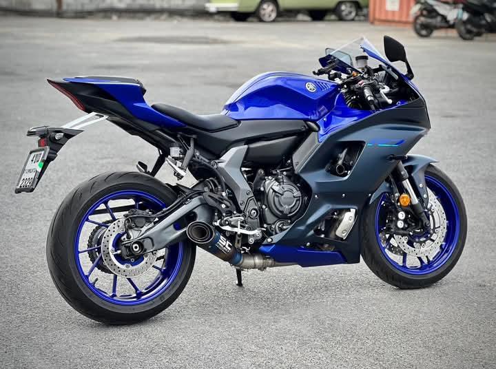 ปล่อยขายมอเตอร์ไซค์ Yamaha R7 3