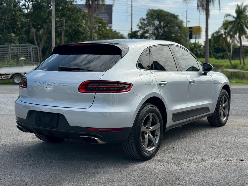 Porsche Macan ปี 2017 8