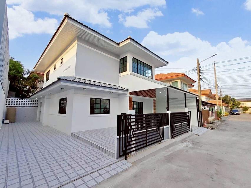 บ้านเดี่ยวพร้อมอยู่ หมู่บ้านเอกกวิน 4